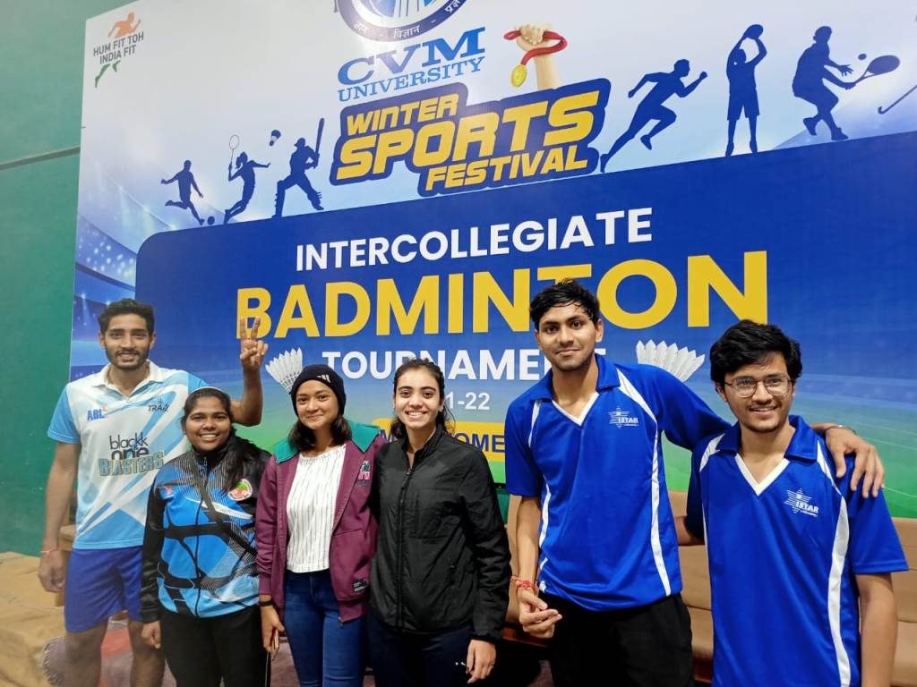  Intercollegiate Badminton team